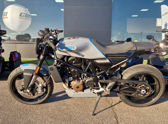 Can-am HUSQVARNA VITPILEN 701 Comme Neuf