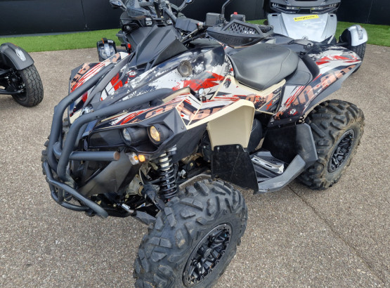Can-am 650 Rénégade à saisir ....