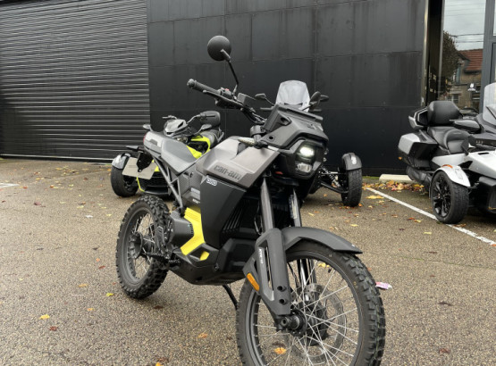 Can-Am ORIGIN 11KW (permis 125cc) à saisir