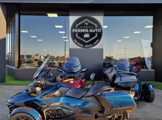 Magnifique Can-am Spyder RT LTD 13 300km Comme Neuf